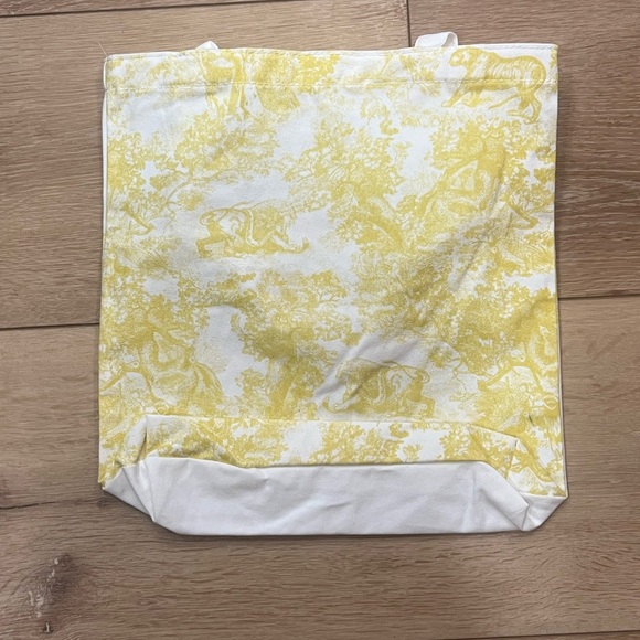 NWT Dior Canvas with tiger print on back!! - Picture 4 of 4